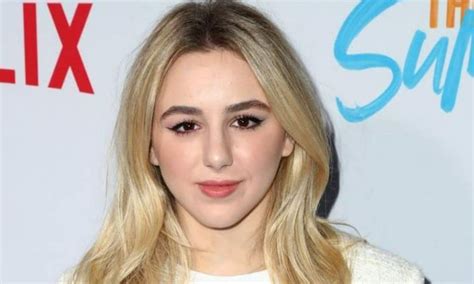 chloe lukasiak body measurements.